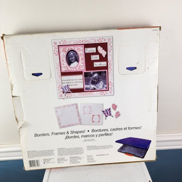 Fiskars ScrapBoss Embossing System 12x12 Scrapbooking - Picture 7 of 7